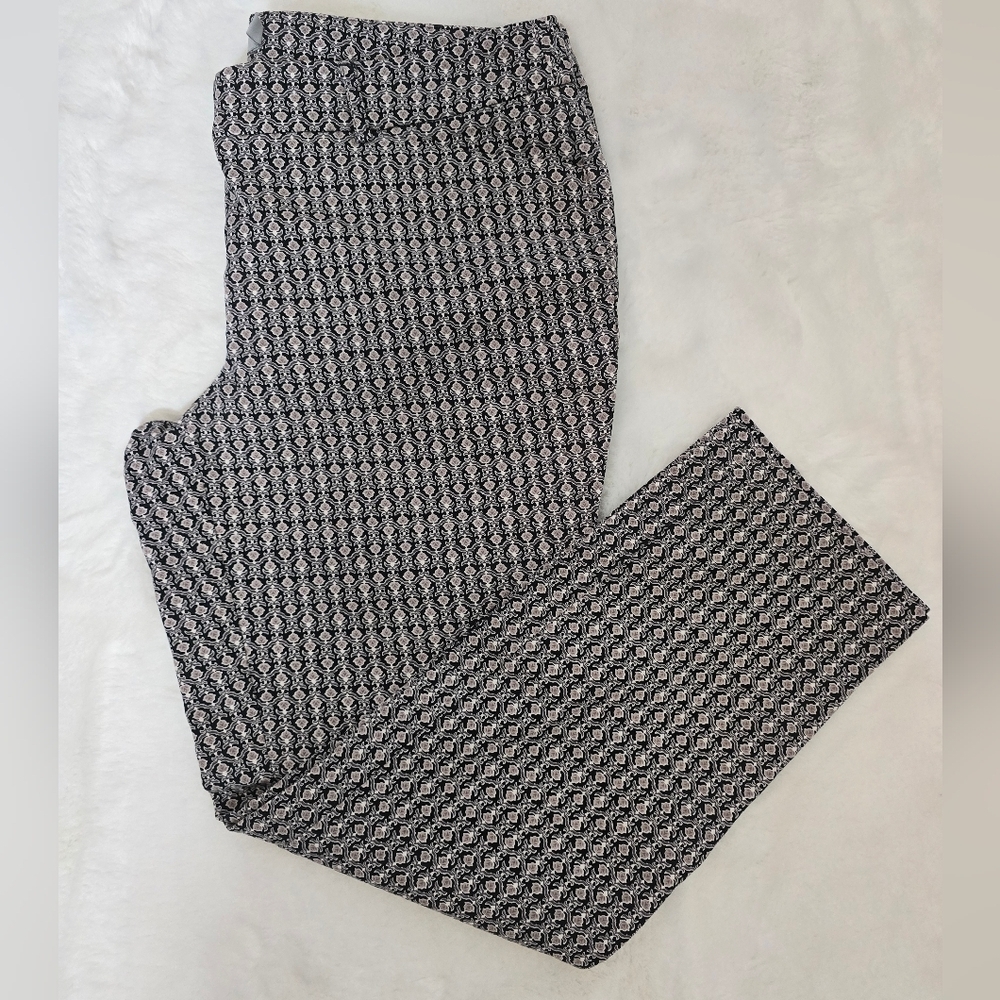 Dalia Women's Ankle/Cropped Pants in Dark Blue & Gray Patterned Print